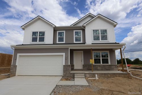 647 Harvest Way, Chelsea, MI, 48118-1604 | Card Image