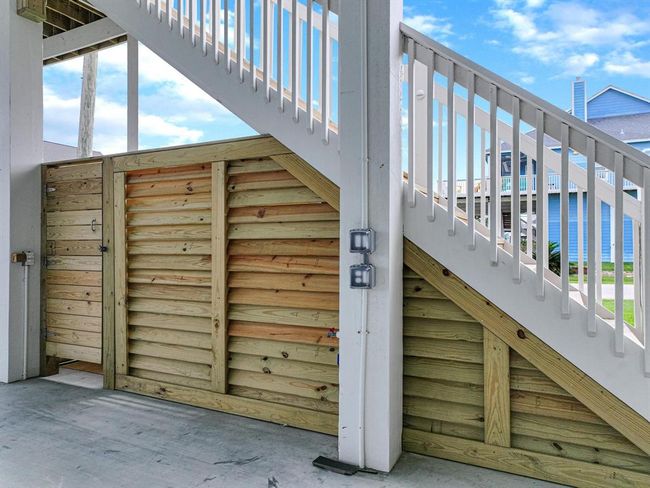 2301 Trinidad, House other with 4 bedrooms, 3 bathrooms and 1 parking in Crystal Beach TX | Image 33