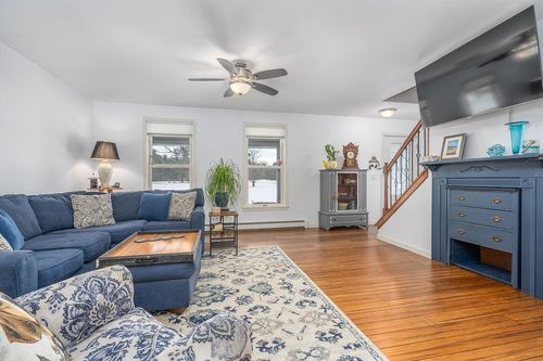 39 Captain Lovewell Ln, Center Ossipee, NH, 03814-6211 | Card Image