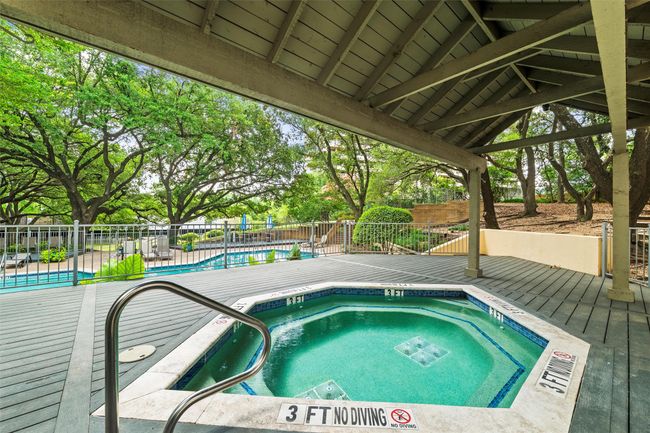 Jacuzzi | Image 19