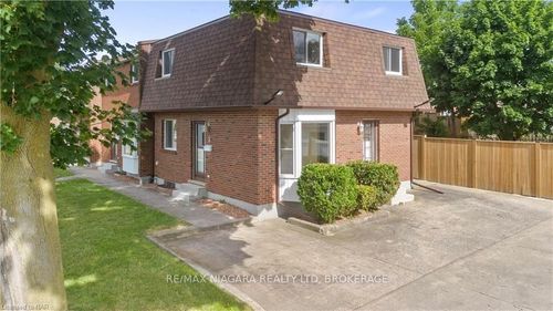 1-6344 Drummond Rd, Niagara Falls, ON, L2G4M9 | Card Image