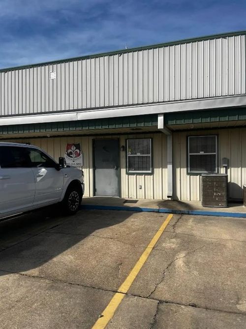 g-131 Industrial Dr, Slidell, LA, 70460-4685 | Card Image