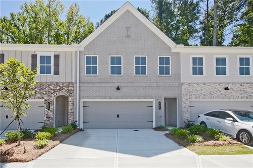687 Sandstone Dr, Lawrenceville, GA, 30043 | Card Image