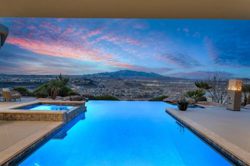 2031 E Cliff Point Dr, St. George, UT, 84790-6132 | Card Image