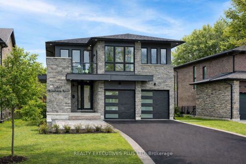 367 Rosebank Rd, Pickering, ON, L1W2N3 | Card Image