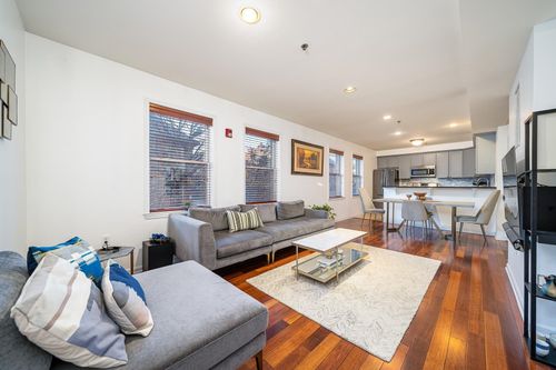 apt-2k-650 2nd St, Hoboken, NJ, 07030-7661 | Card Image