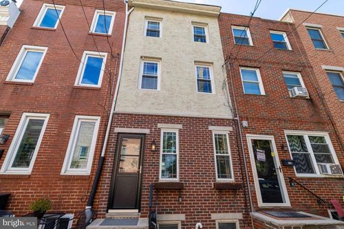 126 Greenwich St, PHILADELPHIA, PA, 19147-6110 | Card Image