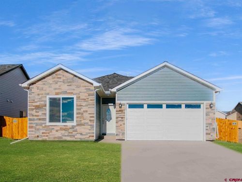 2 Fivemile Creek Avenue, Montrose, CO, 81401 | Card Image