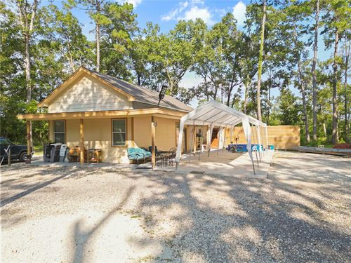 466 County Road 3376, Cleveland, TX, 77327-5062 | Card Image
