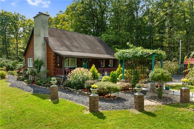 Hoffman Rd, Wind Gap, PA 18091