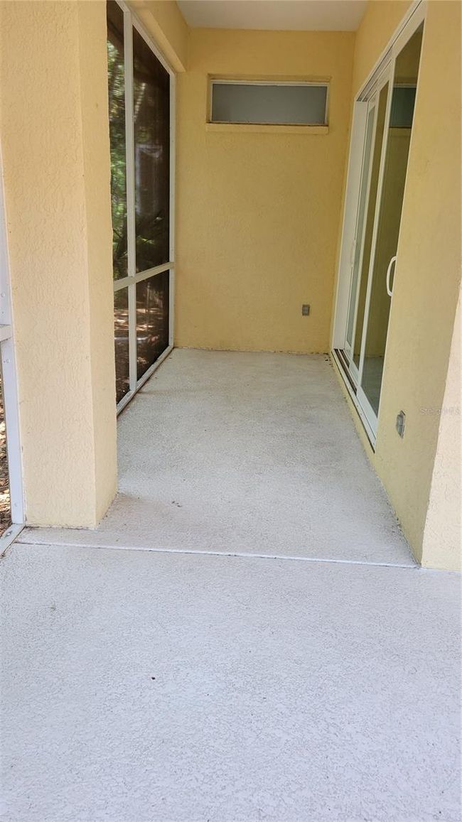 5050 Hanging Moss Ln, House other with 3 bedrooms, 3 bathrooms and null parking in SARASOTA FL | Image 27