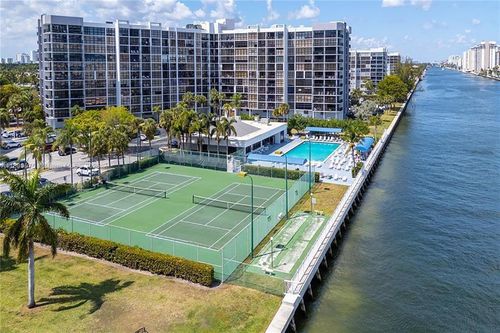 apt-224-400 Leslie Dr, Hallandale Beach, FL, 33009-2963 | Card Image