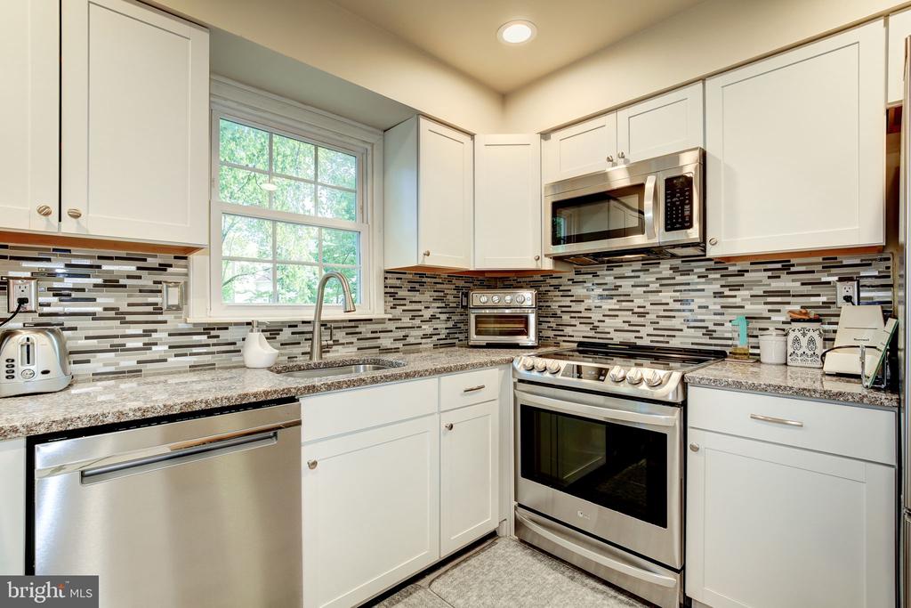 Mccormick Rd, Rockville, MD 20850