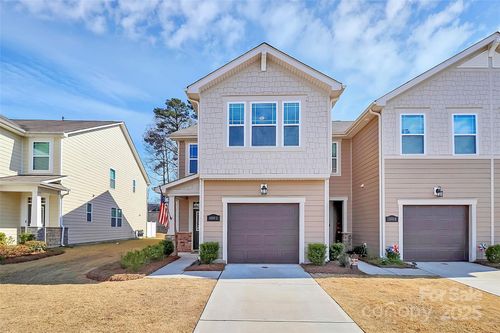 16042 Red Buckeye Ln, Huntersville, NC, 28078-2518 | Card Image
