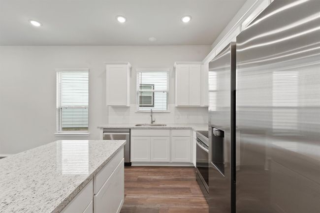 10196 Barberry St, House other with 3 bedrooms, 3 bathrooms and null parking in Willis TX | Image 9