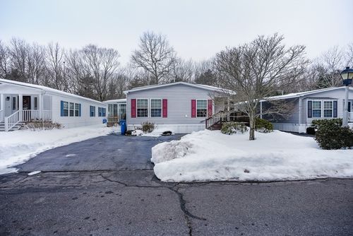 74-50 Highland St, Taunton, MA, 02780-7004 | Card Image