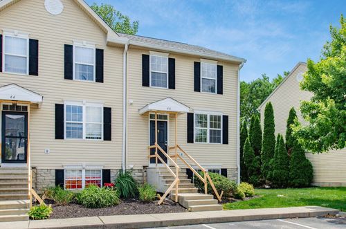 40 Preswicke Ml, Blacklick, OH, 43004-8767 | Card Image