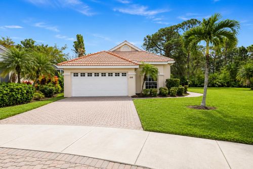 546 Sw New Castle Cv, Port St. Lucie, FL, 34986-3406 | Card Image
