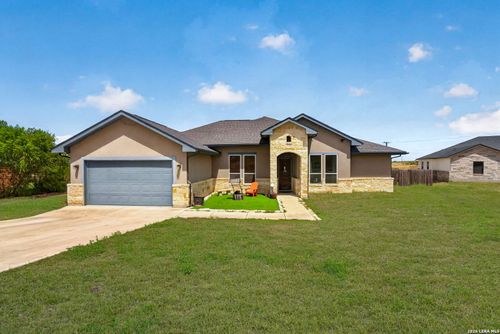 726 Abbott Cv, Saint Hedwig, TX, 78152-8334 | Card Image