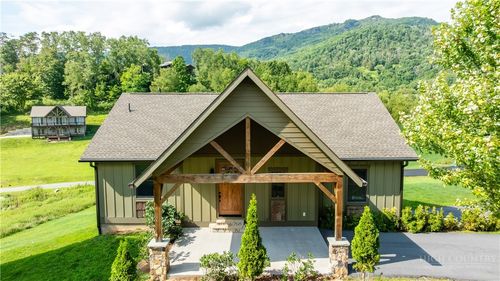 128 Snow Fox Ln, Banner Elk, NC, 28604-6805 | Card Image