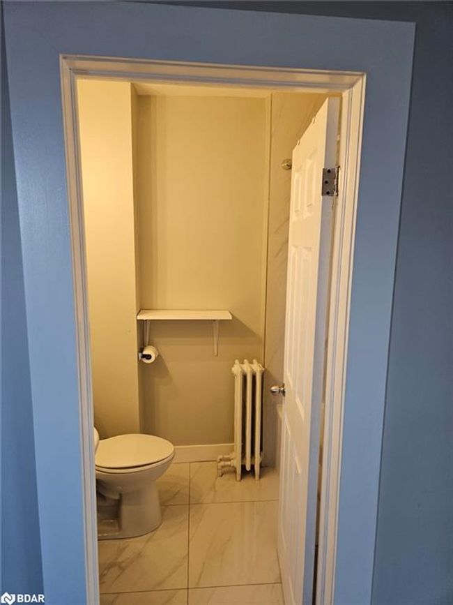 7 - 917 Main St E, House attached with 2 bedrooms, 1 bathrooms and null parking in Hamilton ON | Image 10