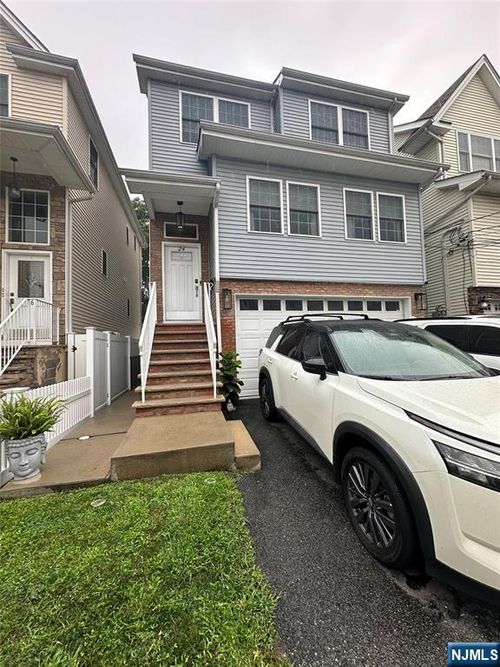 24 New St, Bayonne, NJ, 07002-4930 | Card Image