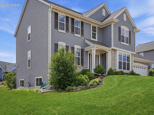 3513 Olde Howell Road, Waukesha, WI, 53188 | Card Image