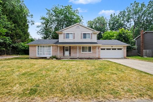 436 Dutch Mill Drive, Flushing, MI, 48433 | Card Image