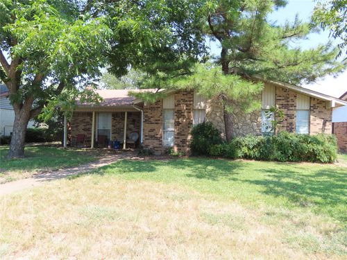 2113 Vail Dr, Garland, TX, 75044-6792 | Card Image