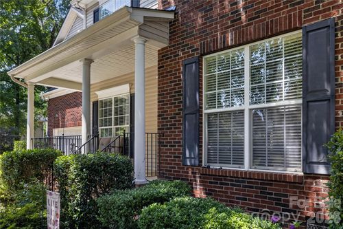 402 Abercairn Way, Waxhaw, NC, 28173-6698 | Card Image