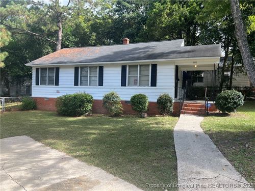 2051 Osceola Dr, Fayetteville, NC, 28301-3831 | Card Image