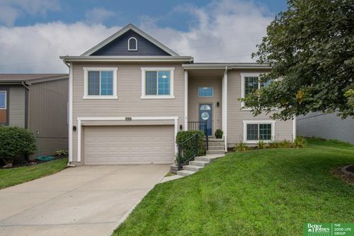 19418 R St, Omaha, NE, 68135-4230 | Card Image