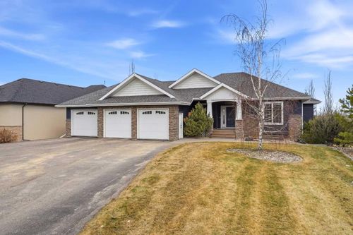23 Westside Close, Rural Lacombe County, AB, T4S1S2 | Card Image