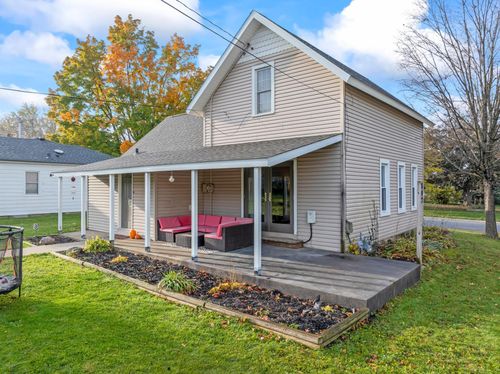 802 Fillmore St Se, Chatfield, MN, 55923-1518 | Card Image