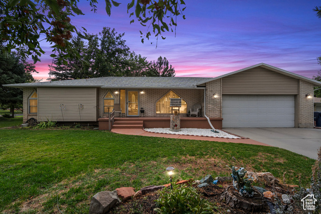 Willow Brook Cir, Sandy, UT 84092