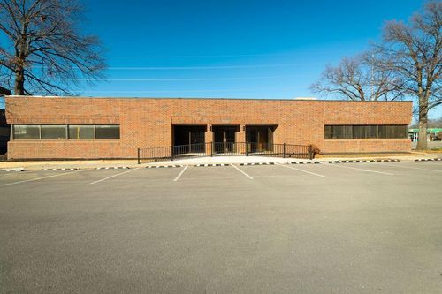 10801 W 87th St, Overland Park, KS, 66214-1657 | Card Image