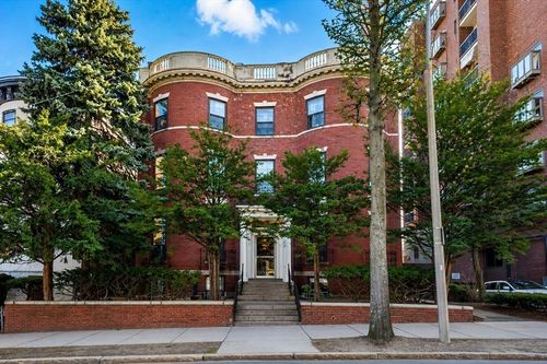 c3-1253 Beacon St, Brookline, MA, 02446-5270 | Card Image