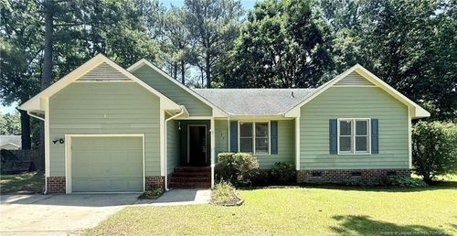 146 Greentree Dr, Raeford, NC, 28376-6584 | Card Image