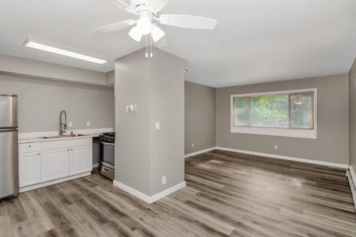 apt-3-6061 2nd St Ne, Fridley, MN, 55432-5590 | Card Image