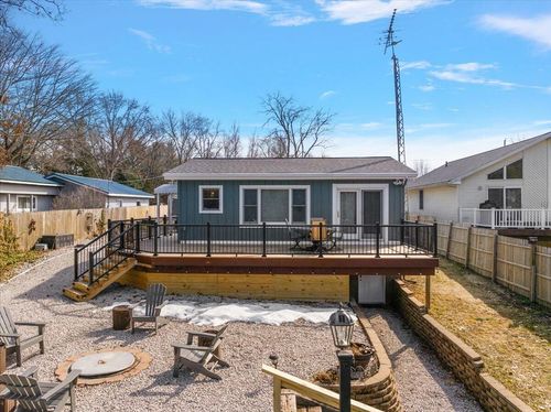 6185 Dave St, Newaygo, MI, 49337-8200 | Card Image