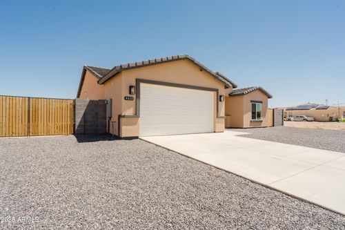 9820 W Sunbird Dr, Arizona City, AZ, 85123-8909 | Card Image