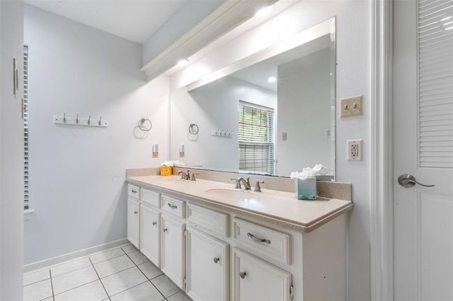 16611 Brenton Oaks Dr, House other with 4 bedrooms, 3 bathrooms and 2 parking in Spring TX | Image 18