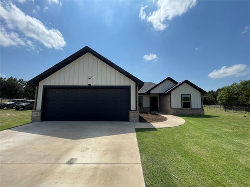 108 Ronnie Ln, Weatherford, TX, 76088-8505 | Card Image