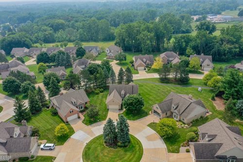8560 Ryder Ct, Washington Township, MI, 48094-1556 | Card Image