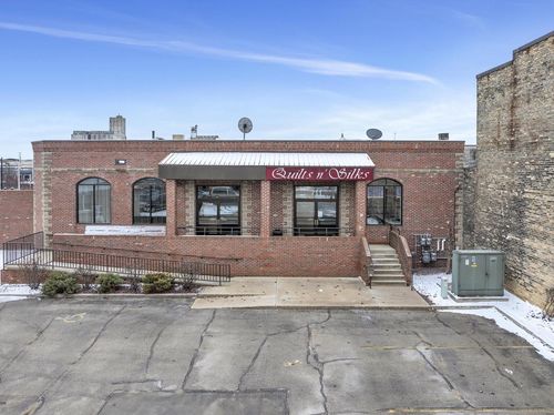 711-york-st-50 Maritime Drive, Manitowoc, WI, 54220 | Card Image