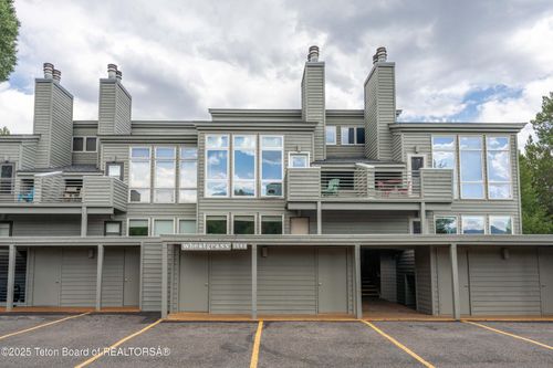 2223-3548 N Lake Creek Dr, Wilson, WY, 83014-9222 | Card Image