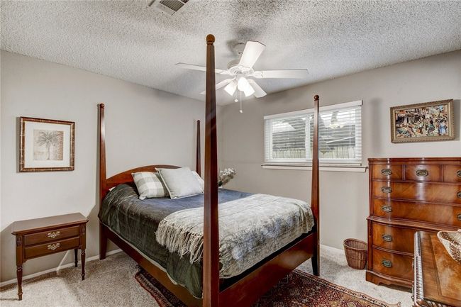 9001 Bubbling Springs Trl, House other with 4 bedrooms, 2 bathrooms and 4 parking in Austin TX | Image 14