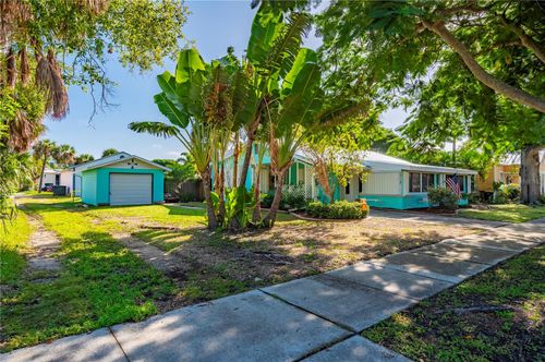 210 Harvey St, Punta Gorda, FL, 33950-4411 | Card Image