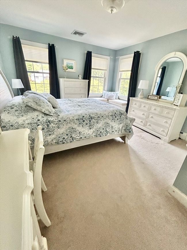 4 Rileys Way, House other with 3 bedrooms, 3 bathrooms and 3 parking in Dartmouth MA | Image 29