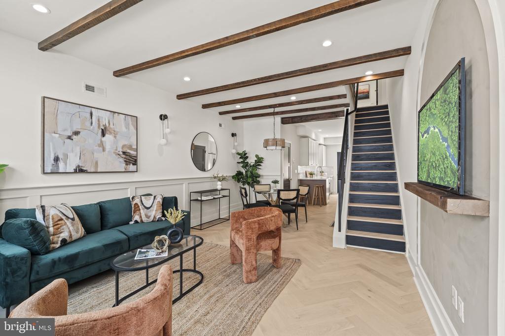 Residential in PHILADELPHIA 4